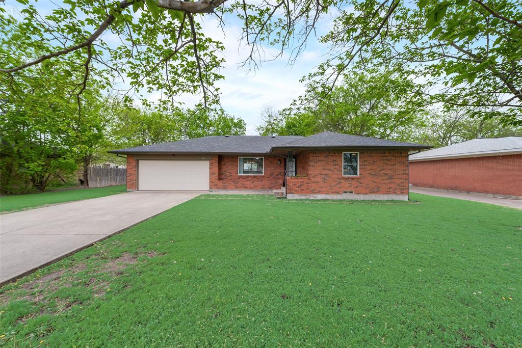 1306 N Powell Parkway Property Photo 1