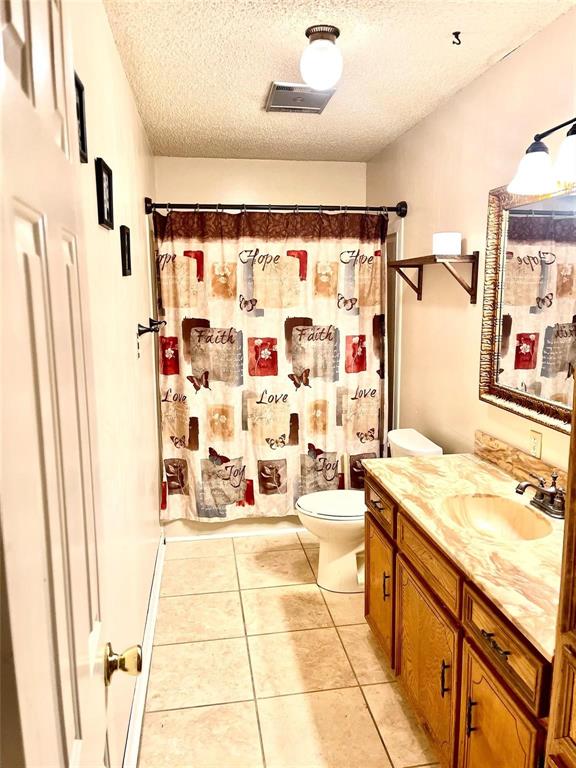 710 S Main Street Property Photo 24