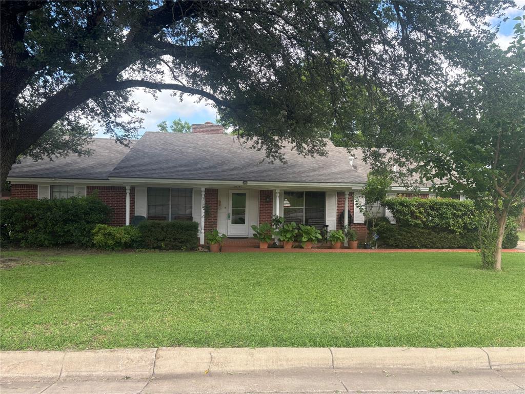 3012 Santa Fe Trail Property Photo 1