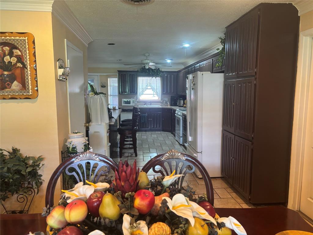 3012 Santa Fe Trail Property Photo 6