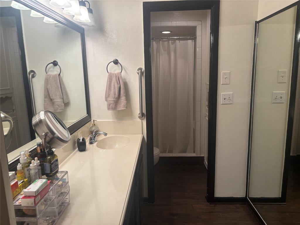 3012 Santa Fe Trail Property Photo 9