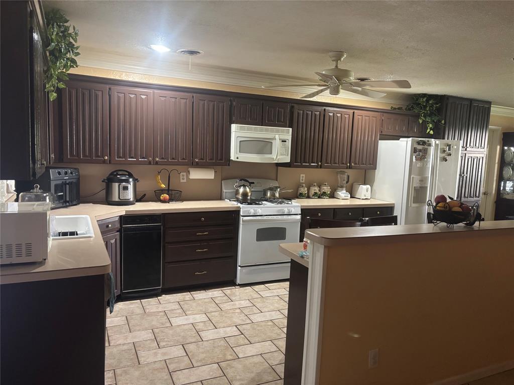 3012 Santa Fe Trail Property Photo 14