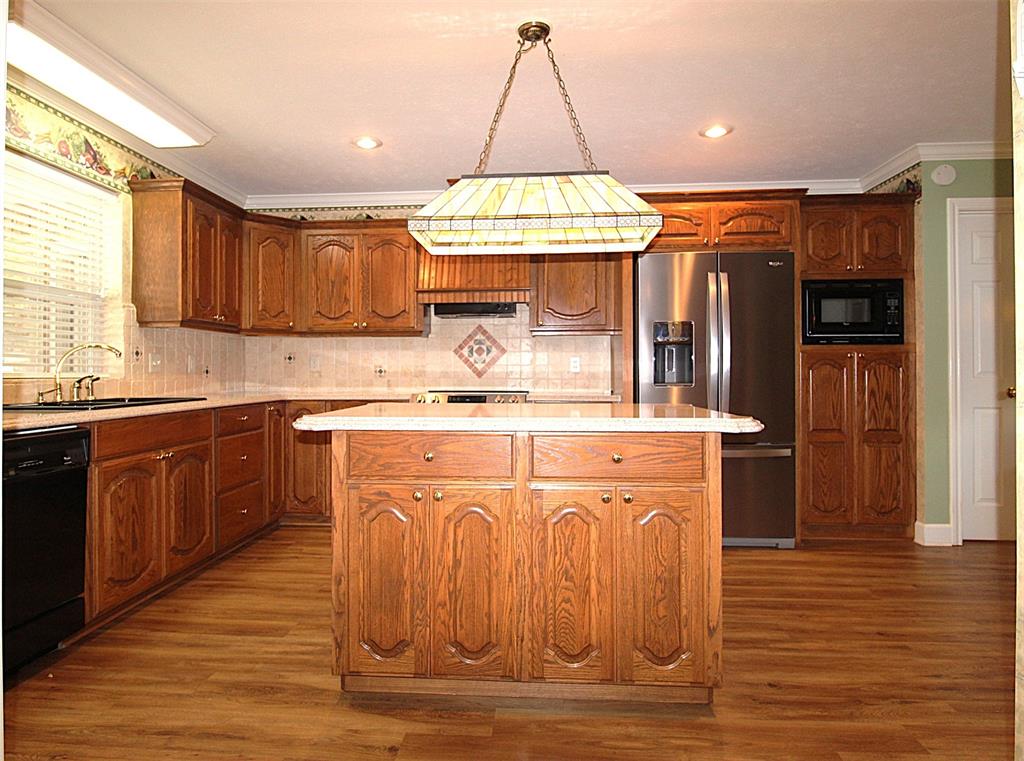 138 Weatherby Drive Property Photo 8