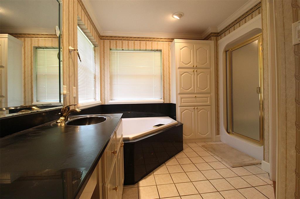 138 Weatherby Drive Property Photo 18