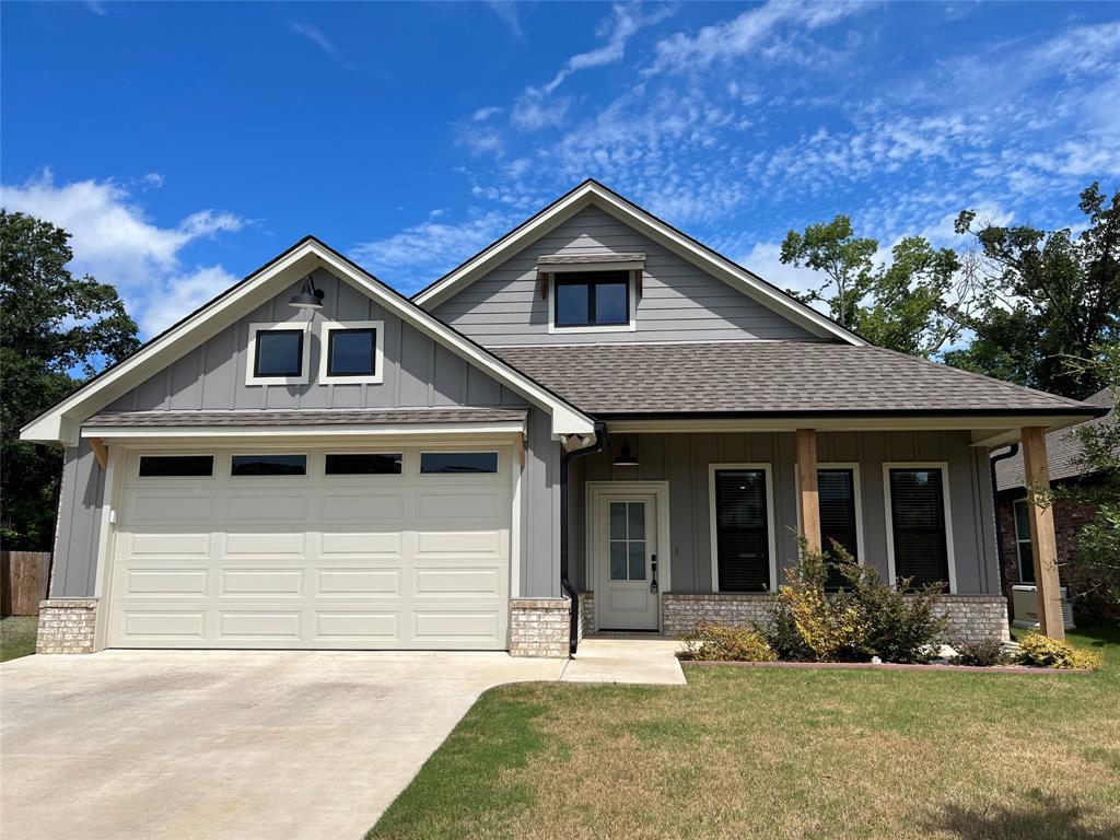 1715 Alamo Crossing