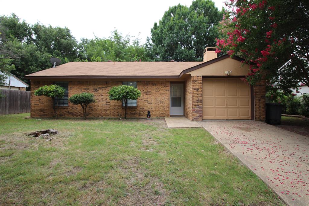 4744 Meadow Trail Drive Property Photo 1