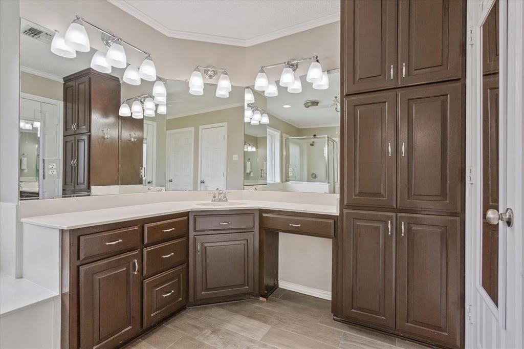 1102 Evening Sun Lane Property Photo 18