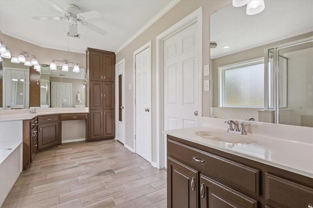 1102 Evening Sun Lane Property Photo 19