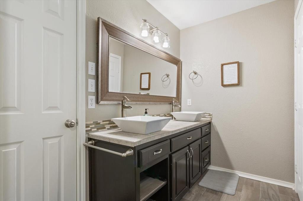 1102 Evening Sun Lane Property Photo 23
