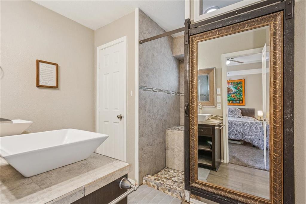 1102 Evening Sun Lane Property Photo 24
