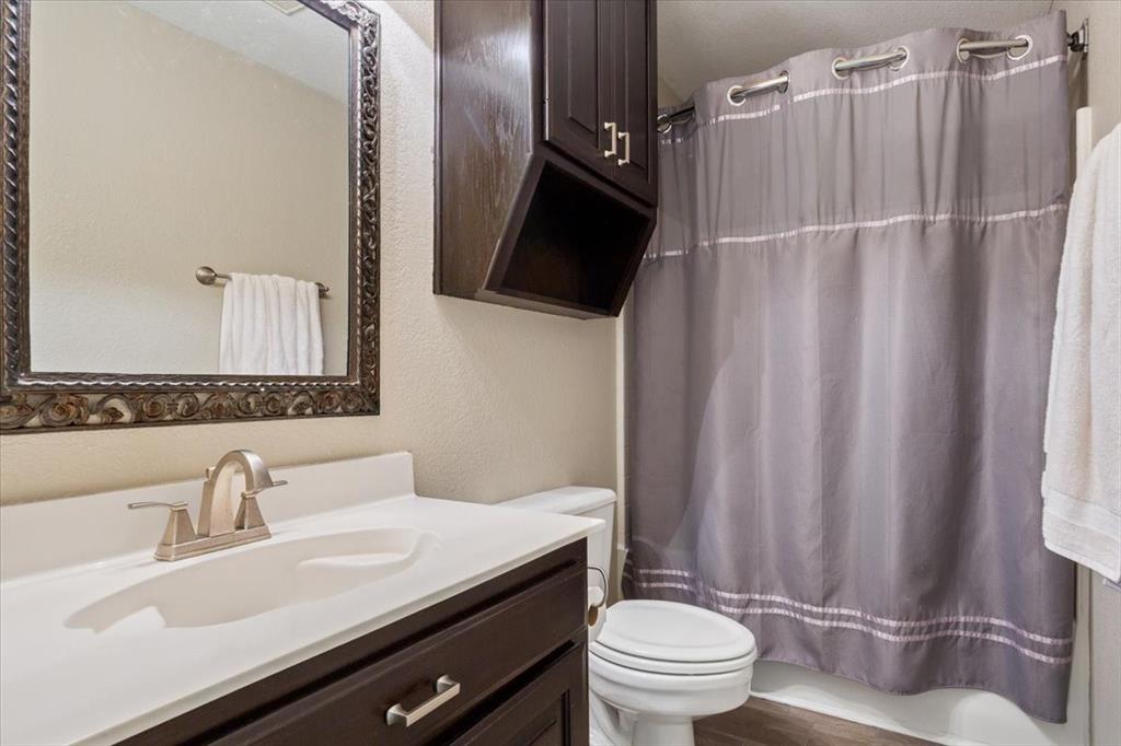 1102 Evening Sun Lane Property Photo 26
