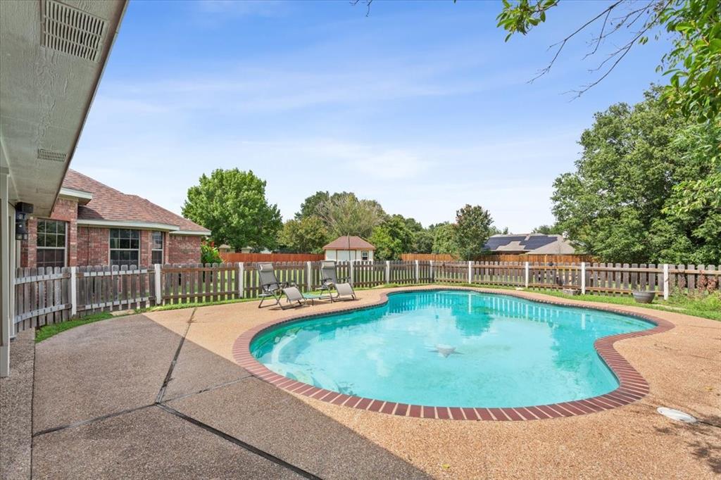 1102 Evening Sun Lane Property Photo 33