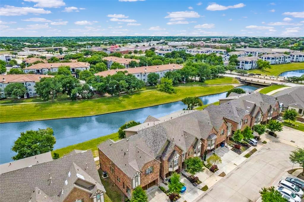 556 Waterloo Drive Property Photo 1