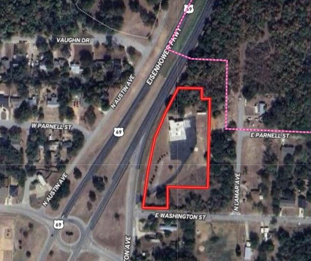 1020 Us Highway 69 Property Photo 4