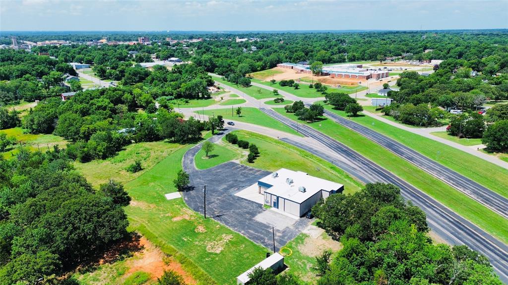 1020 Us Highway 69 Property Photo 11