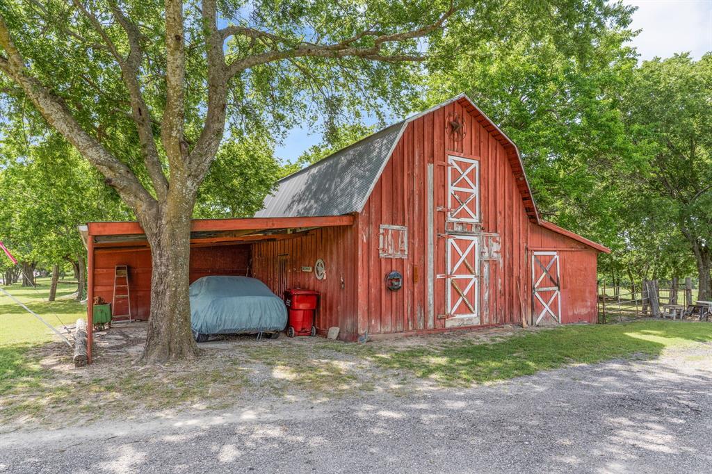 992 Tolson Avenue Property Photo 14