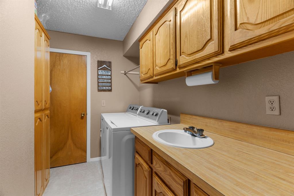 992 Tolson Avenue Property Photo 34