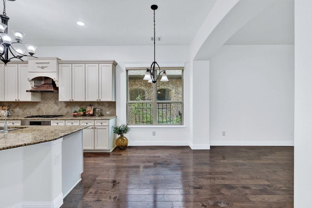 3000 Bella Lago Drive Property Photo 10