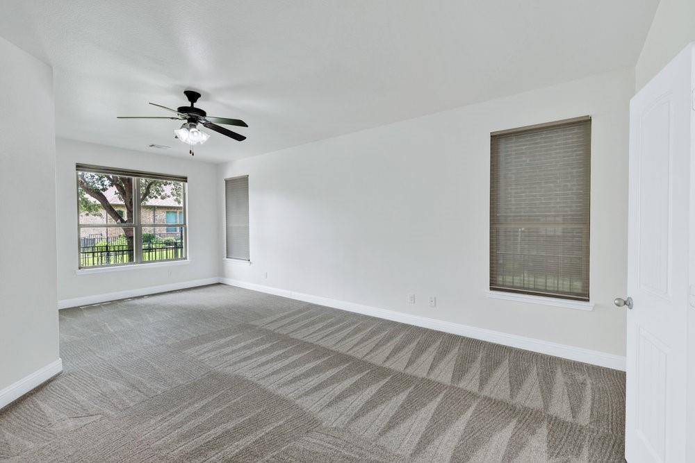 3000 Bella Lago Drive Property Photo 19