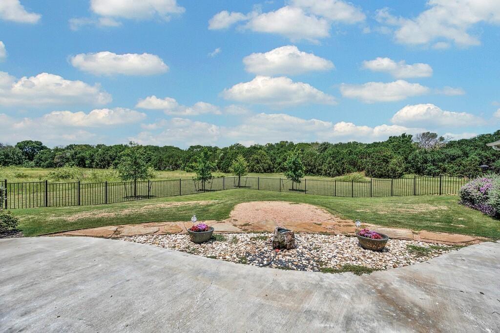 1680 Highland Drive Property Photo 35