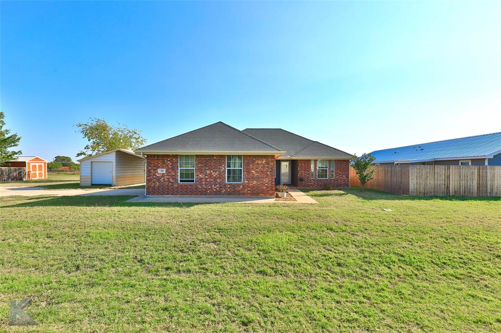 301 Railroad Avenue Property Photo 1