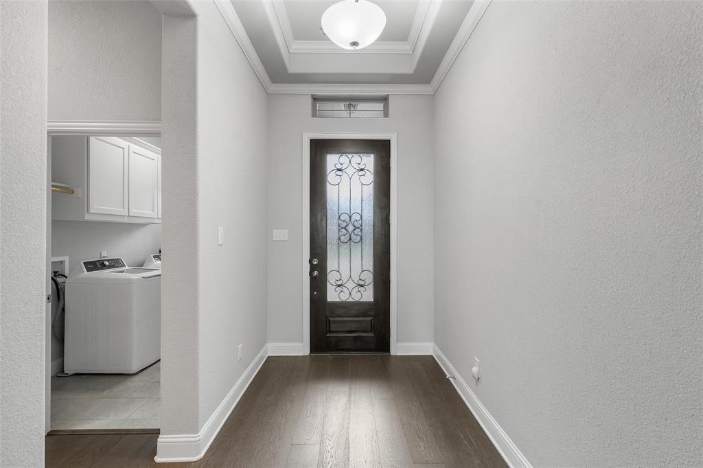 1904 Angelus Street Property Photo 3