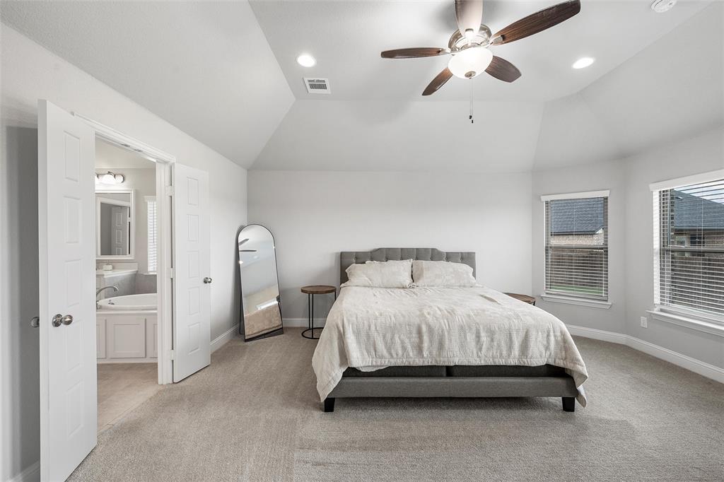 1904 Angelus Street Property Photo 12