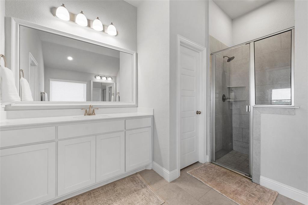 1904 Angelus Street Property Photo 14