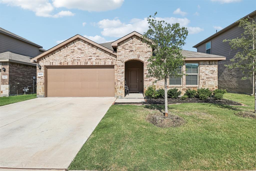 16621 Friesland Lane Property Photo 1