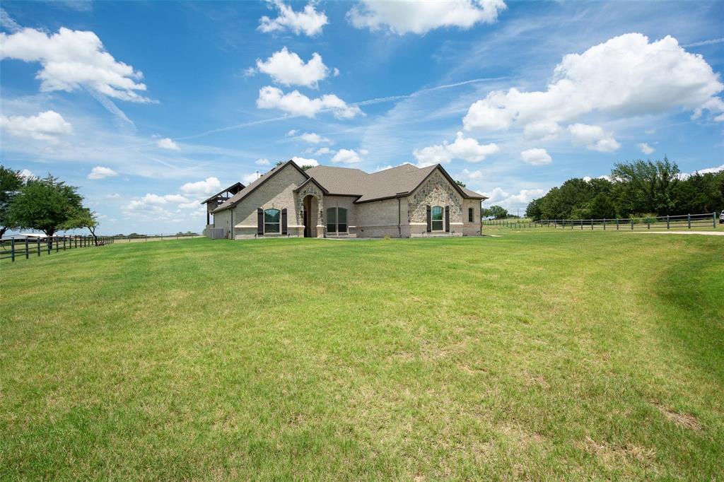 132 Valley Court Property Photo 1