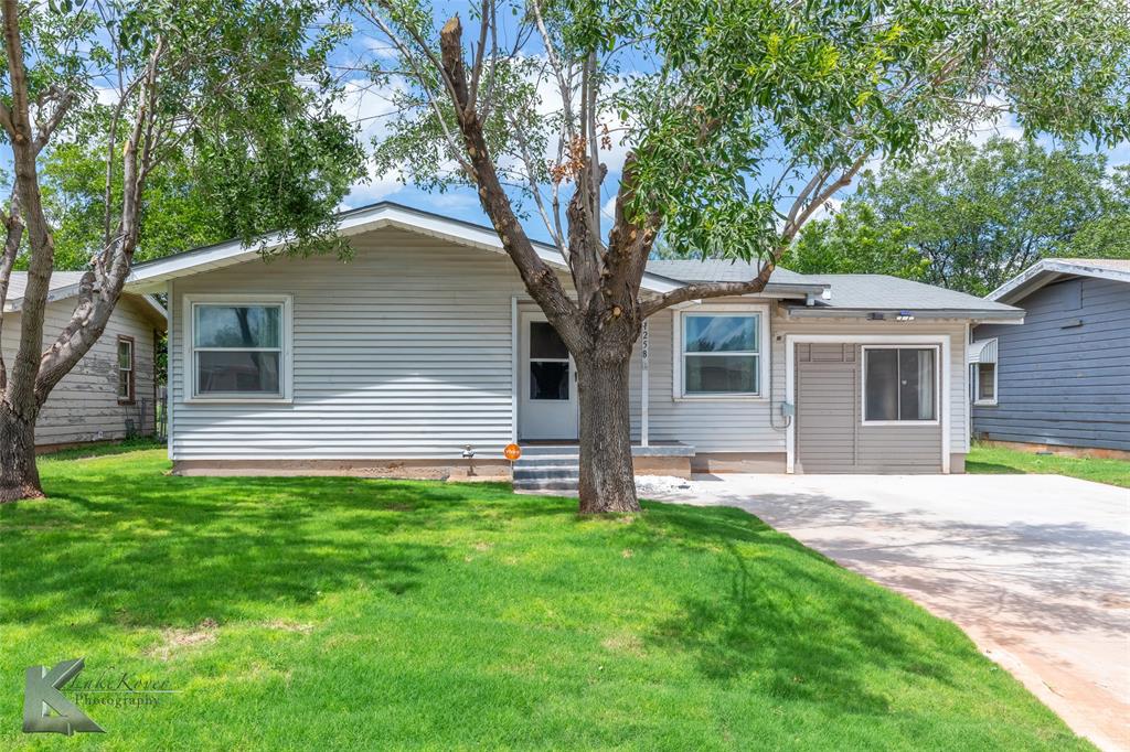 1258 S La Salle Drive Property Photo 1
