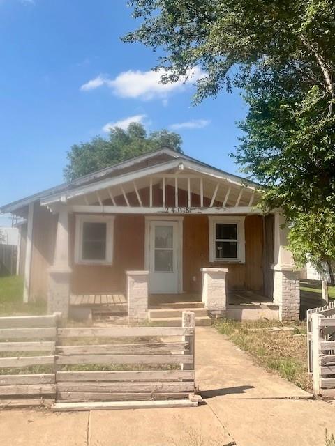 2408 Sw 4th Avenue Property Photo 1