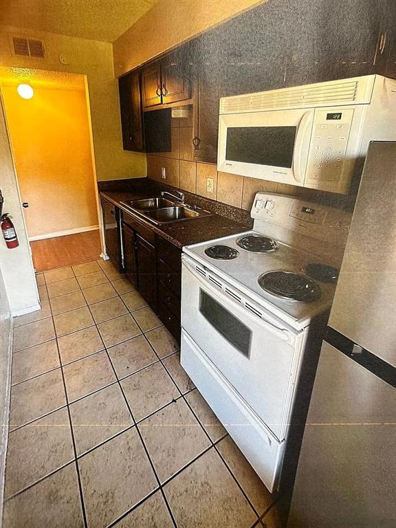 5622 Boca Raton Boulevard Property Photo 1