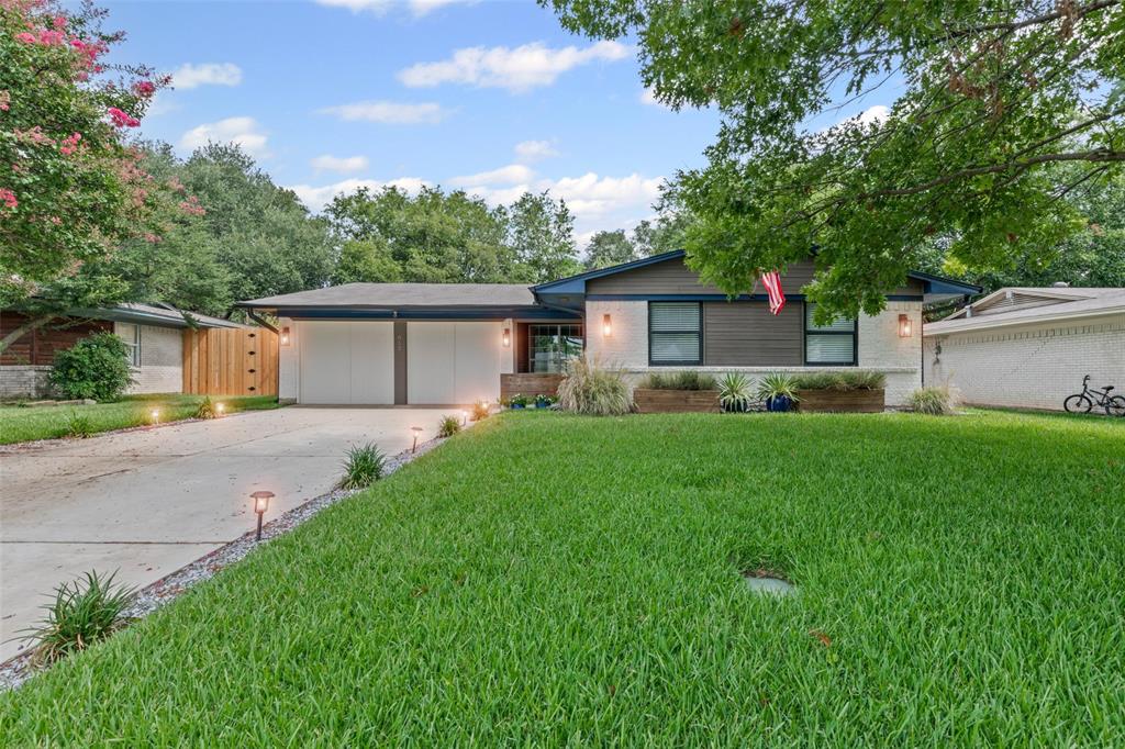 812 Warren Way Property Photo 1