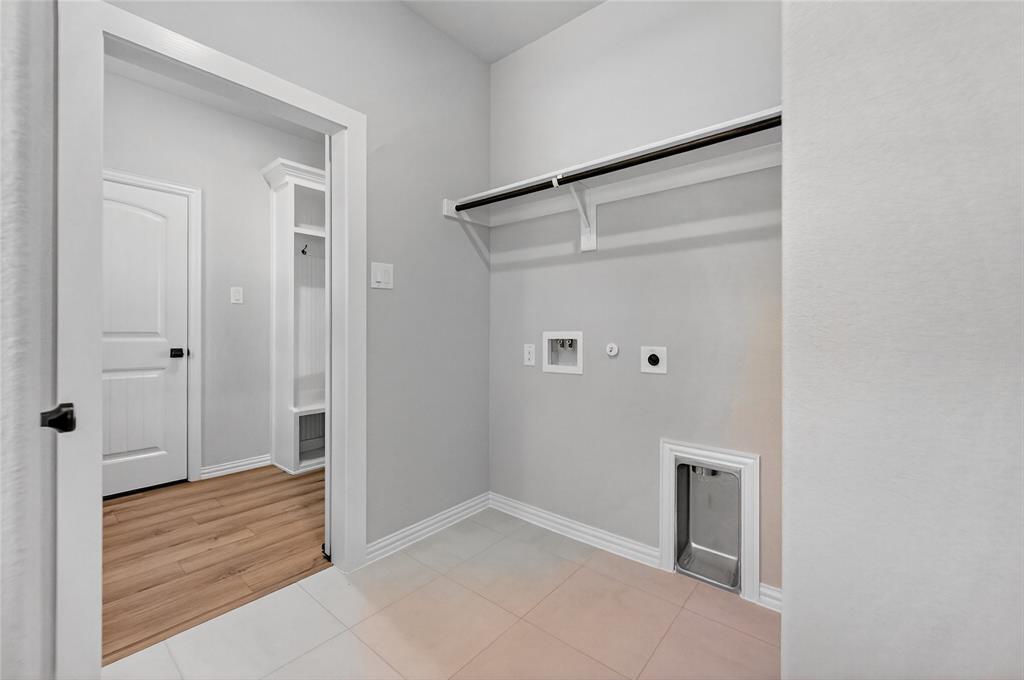 400 Hayden Faith Court Property Photo 17