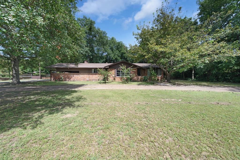 302 N Sissy Spacek Property Photo 1