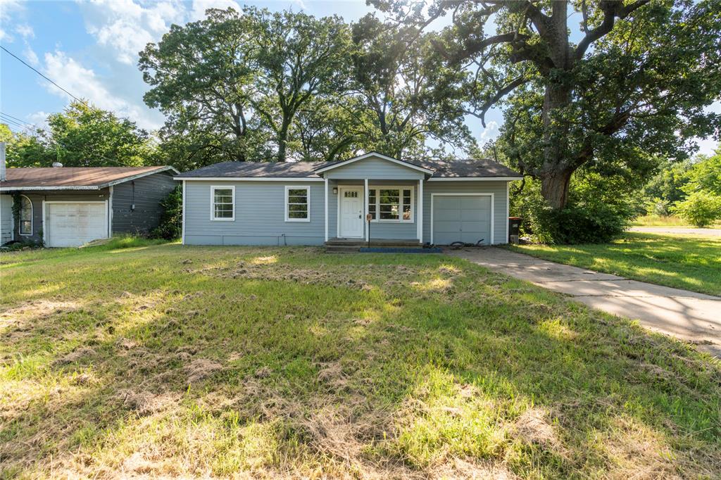 320 16th Street Property Photo 1