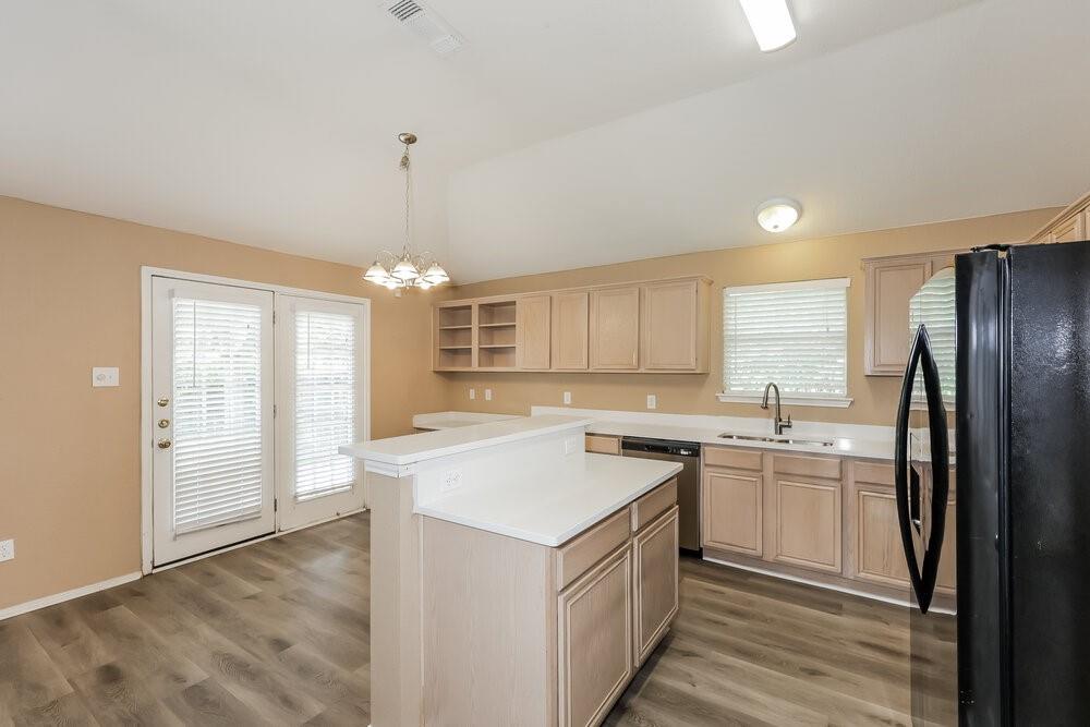 Address Unavailable Property Photo 8