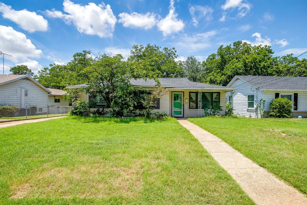 200 Westfork Drive Property Photo 1
