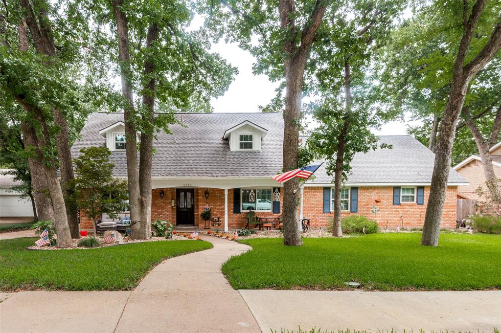 1712 Cripple Creek Drive Property Photo 1