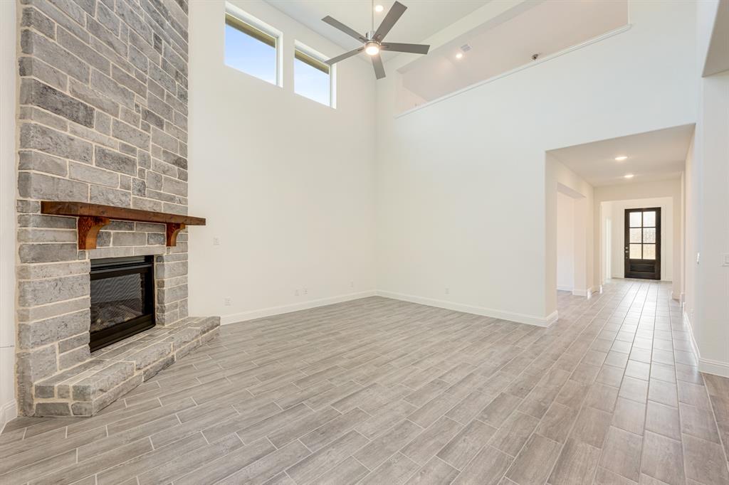 2413 Amelia Lane Property Photo 13