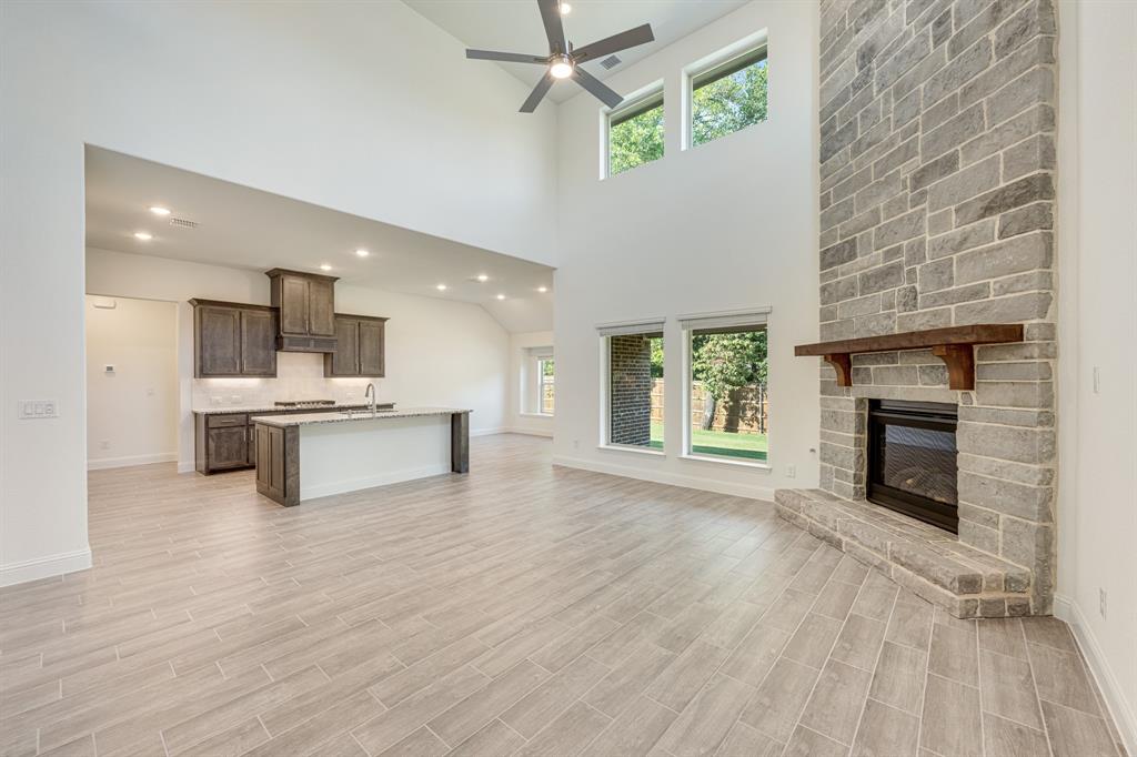 2413 Amelia Lane Property Photo 16