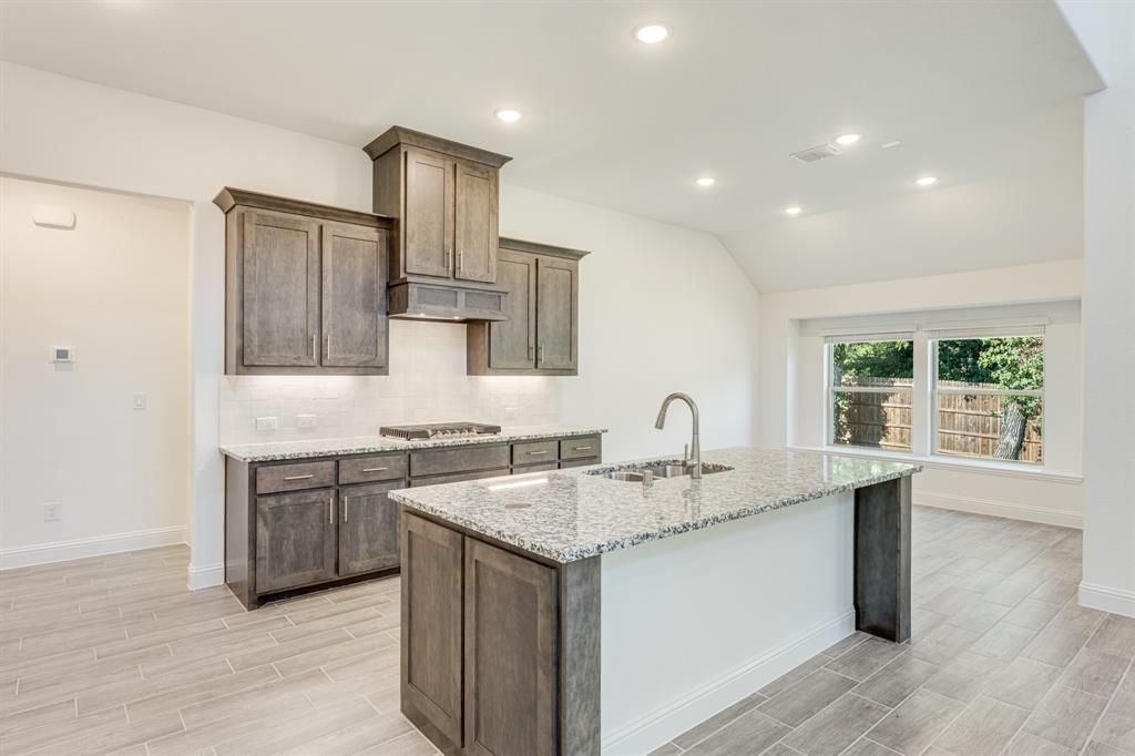 2413 Amelia Lane Property Photo 19