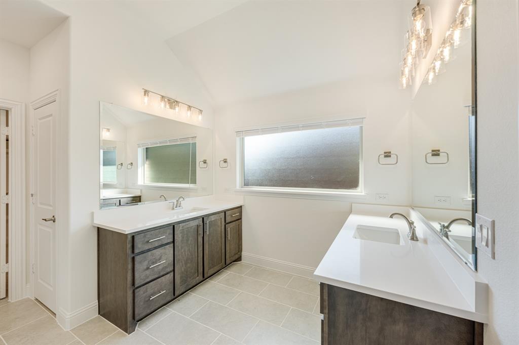 2413 Amelia Lane Property Photo 24