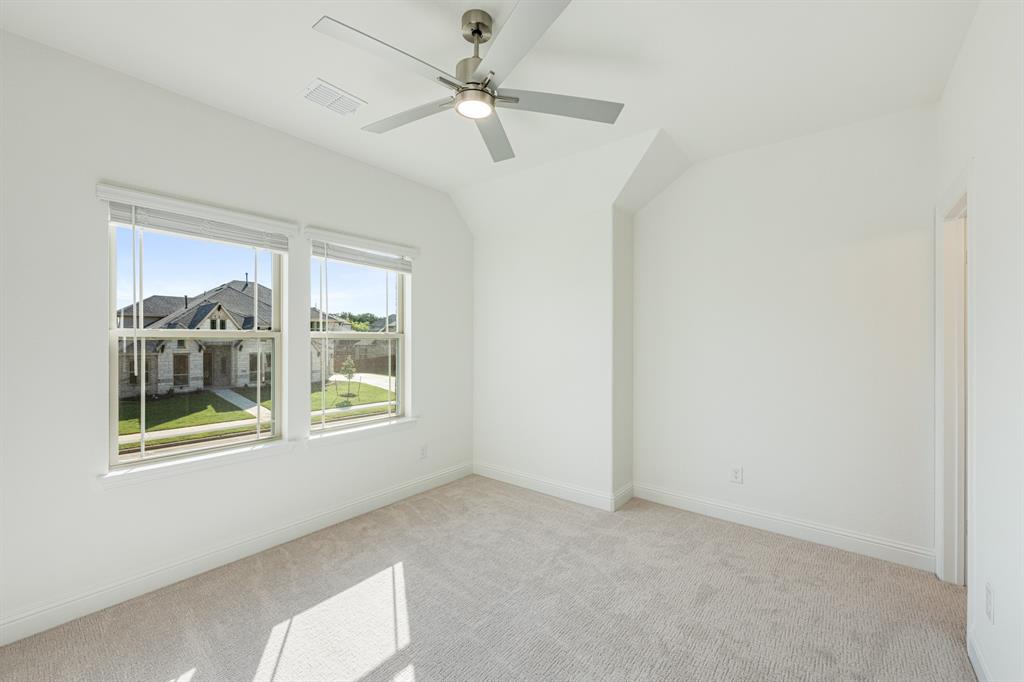 2413 Amelia Lane Property Photo 30