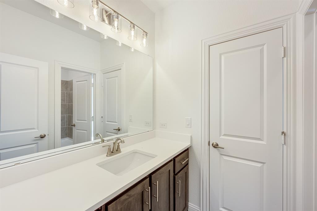 2413 Amelia Lane Property Photo 31