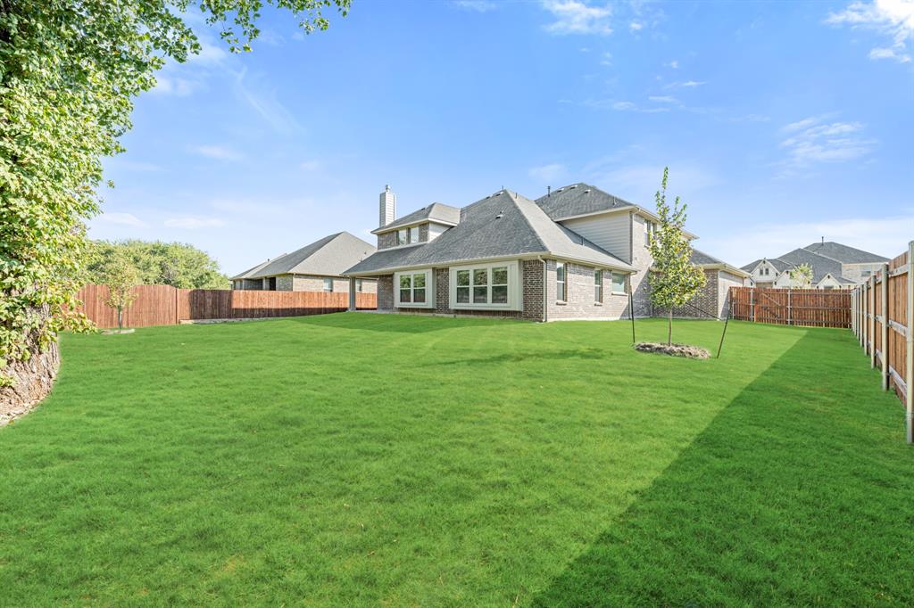 2413 Amelia Lane Property Photo 38