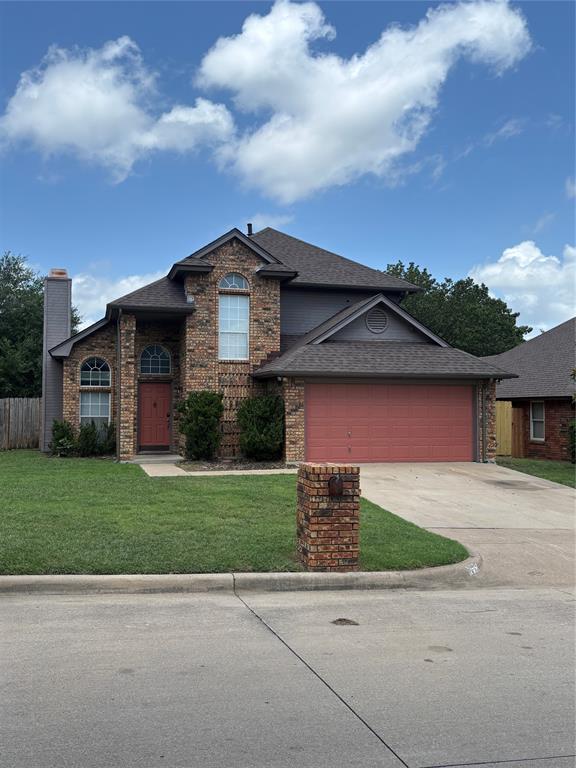 700 Lionel Way Property Photo 1