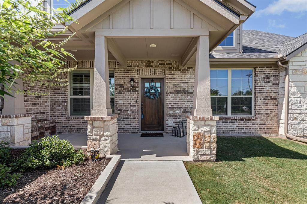 3822 View Road Property Photo 1