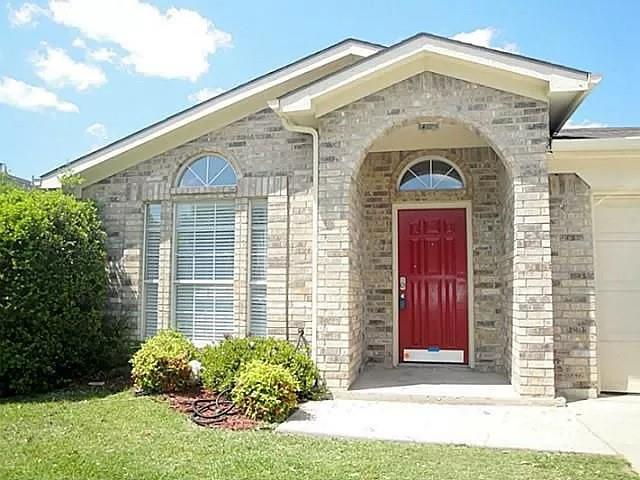 4233 Fernleaf Drive Property Photo 1